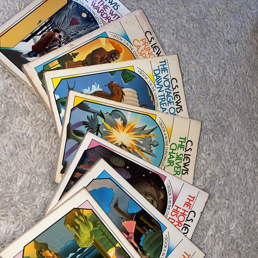 7 BOOK COLLECTION C.S LEWIS CHRONICLES OF NARNIA